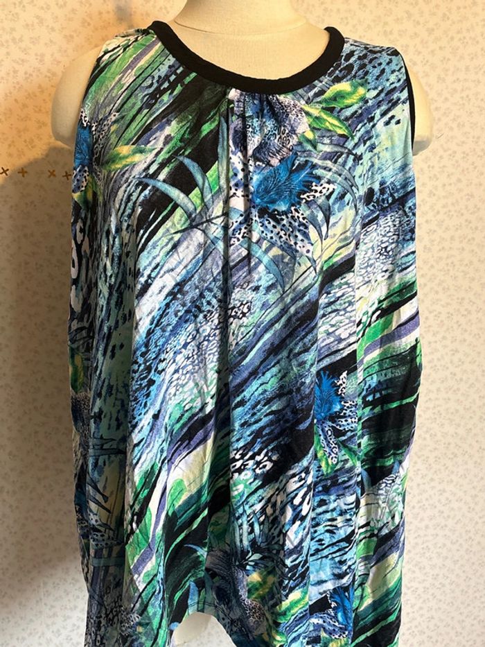 Magnifique blouse taille 54/56 marque canda - photo numéro 2