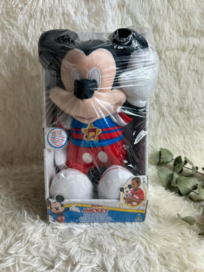 Peluche lumineuse Mickey Disney - photo numéro 3