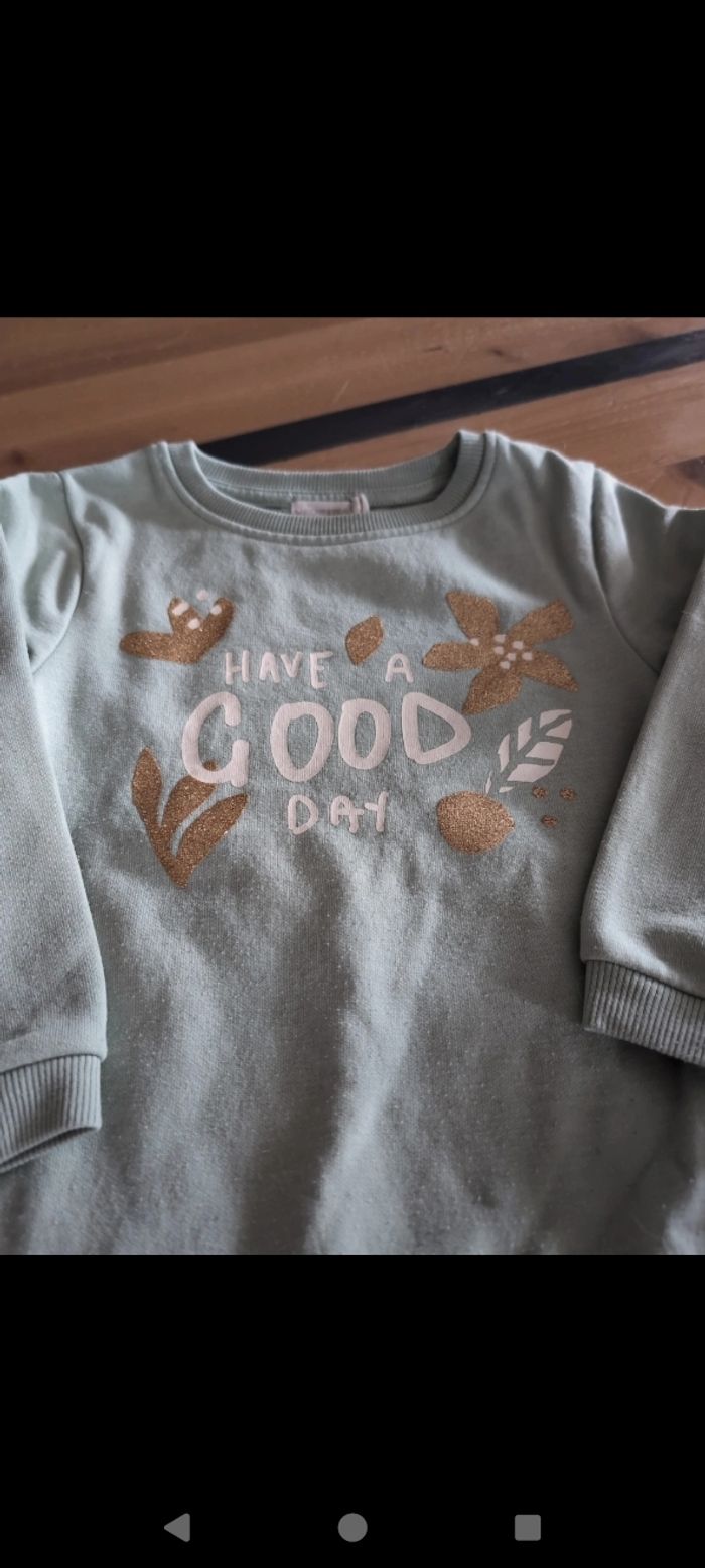 Sweat fille 3 ans - photo numéro 2