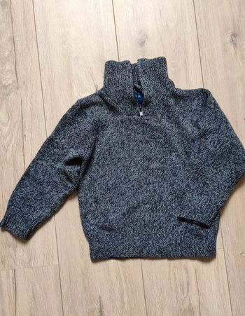 Pull neuf