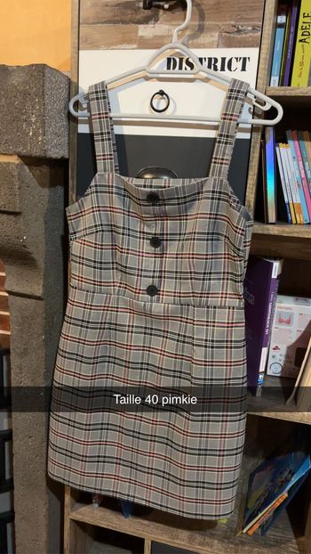 Robe à carreaux