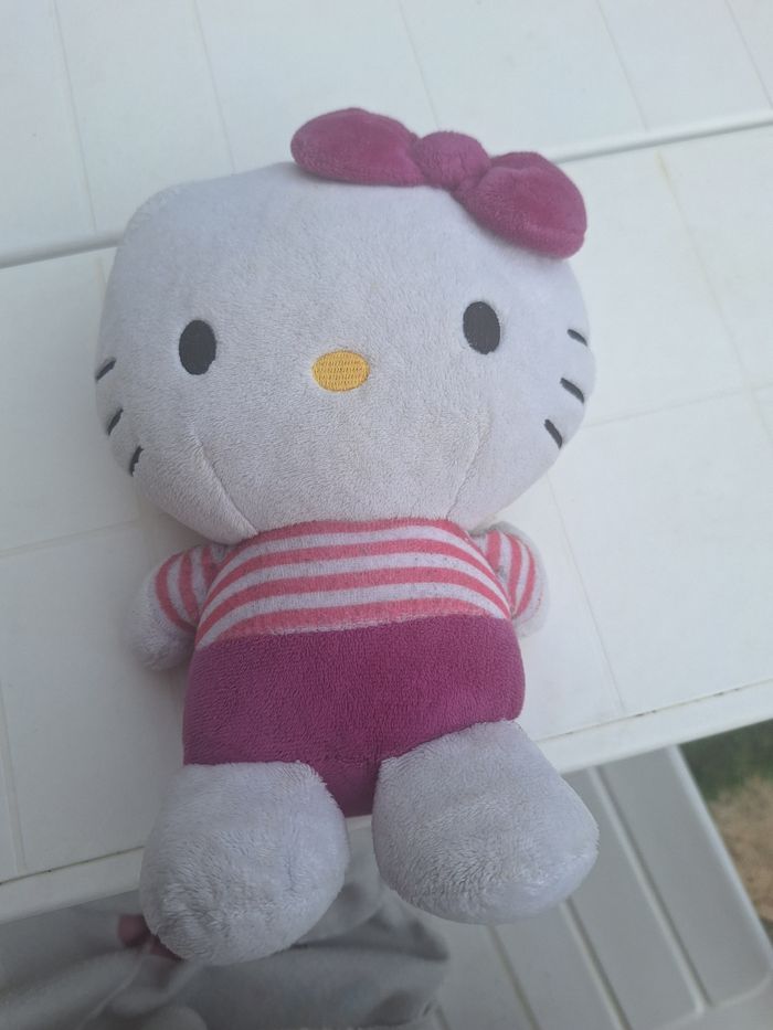 Peluche hello kitty