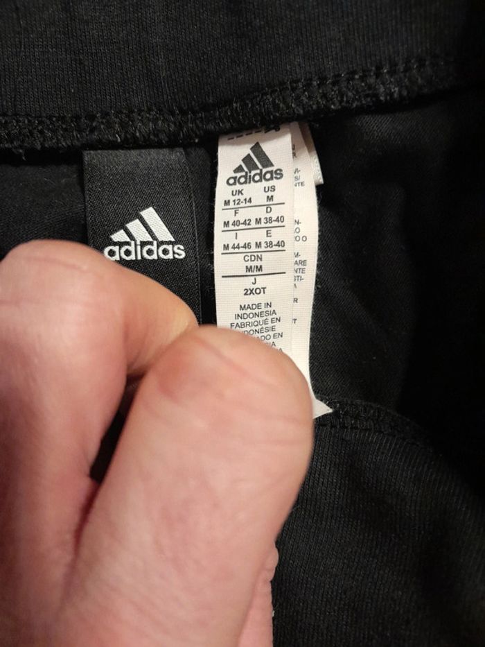 Short adidas - photo numéro 3
