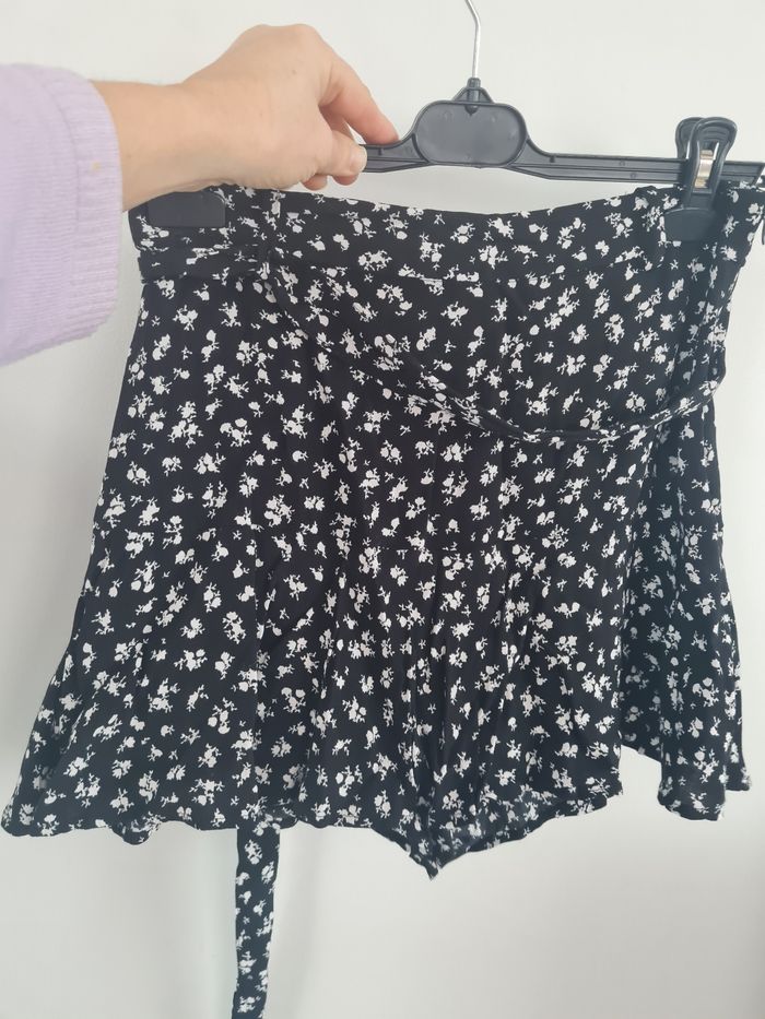 Jolie jupe noire zara