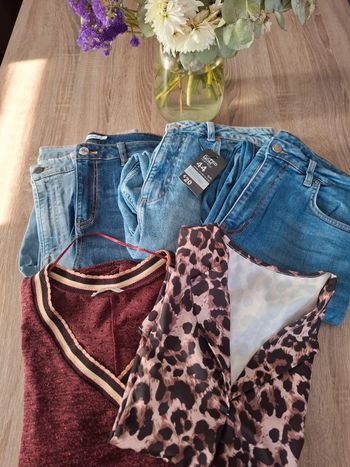 Lot de vêtements femme taille 44 ou XL