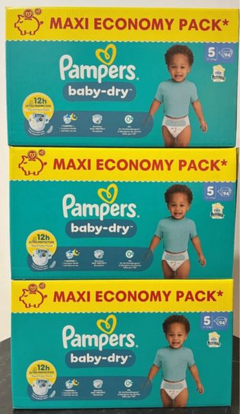 Trois cartons de couches Pampers taille 5 normal