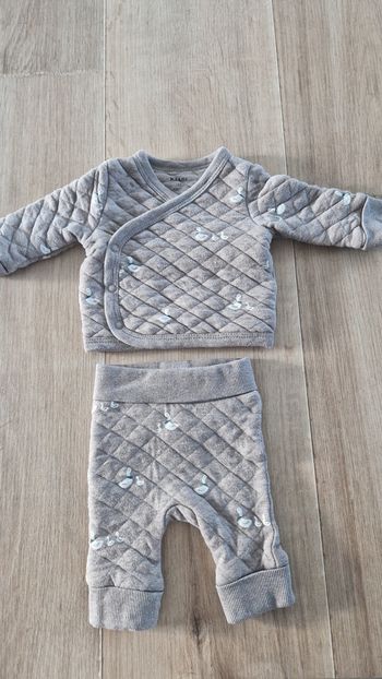 Ensemble bébé fille 1 mois