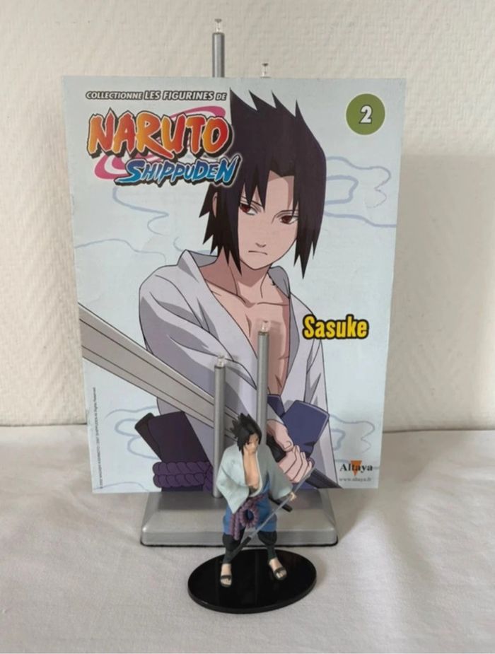 • Figurine ~ Sasuke • Collection Atlas •