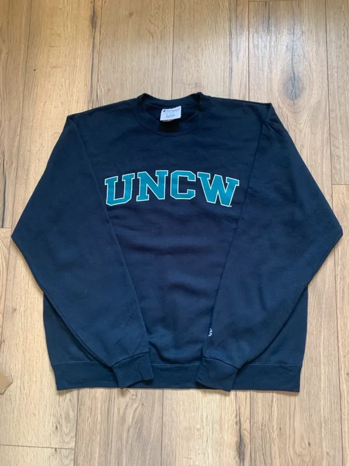 Sweat Champion UNCW bleu marine style Universitaire Taille L - photo numéro 4