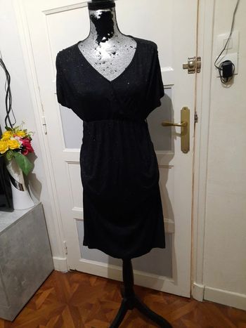Robe noir brillante kiabi