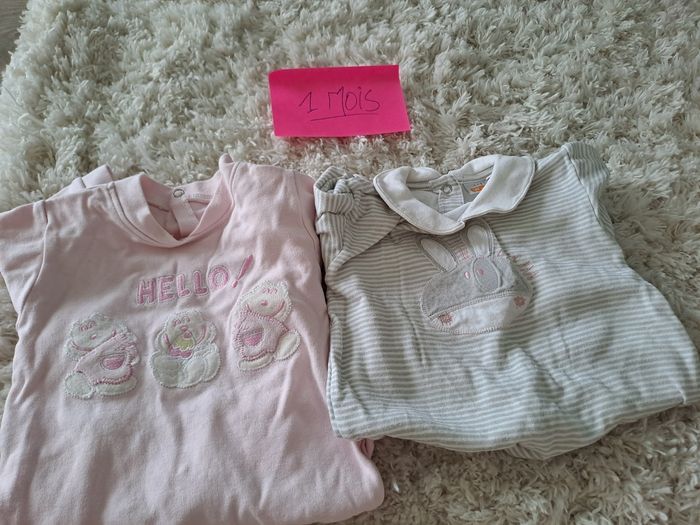 Lot vêtement fille 1 mois - photo numéro 10