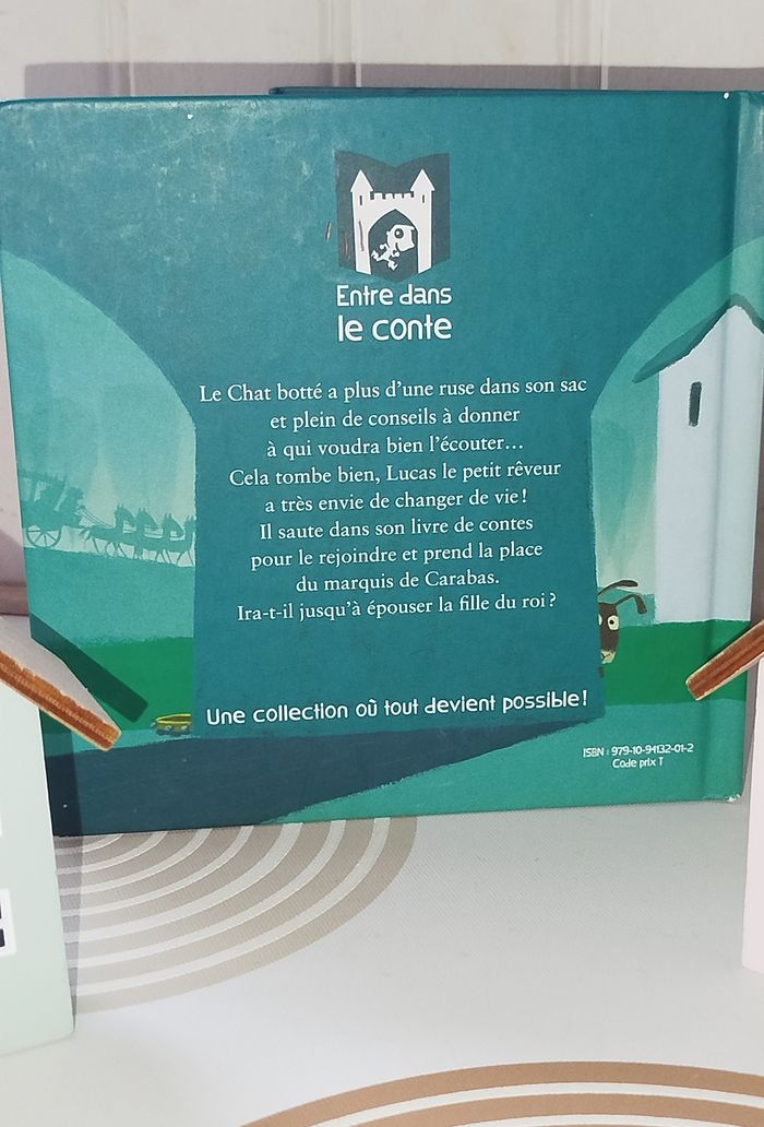 📚 Hachette Jeunesse Le Chat Botté à la rescousse NEUF - photo numéro 3