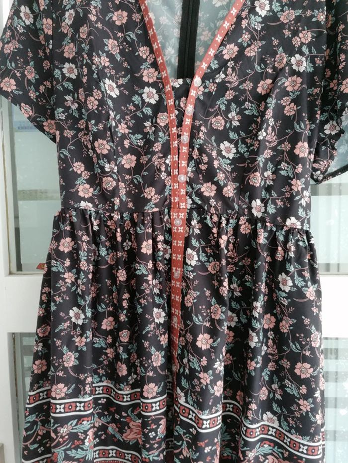 Robe neuf - photo numéro 7