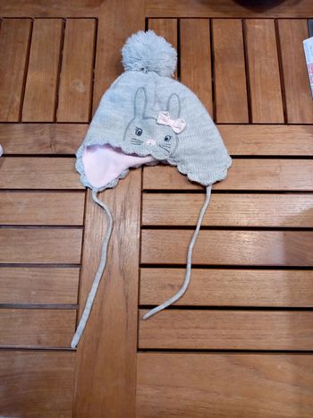 Bonnet lapin pompon 2/6 mois