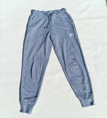 Jogging Nike Gris Taille S. Pantalon de Survêtement