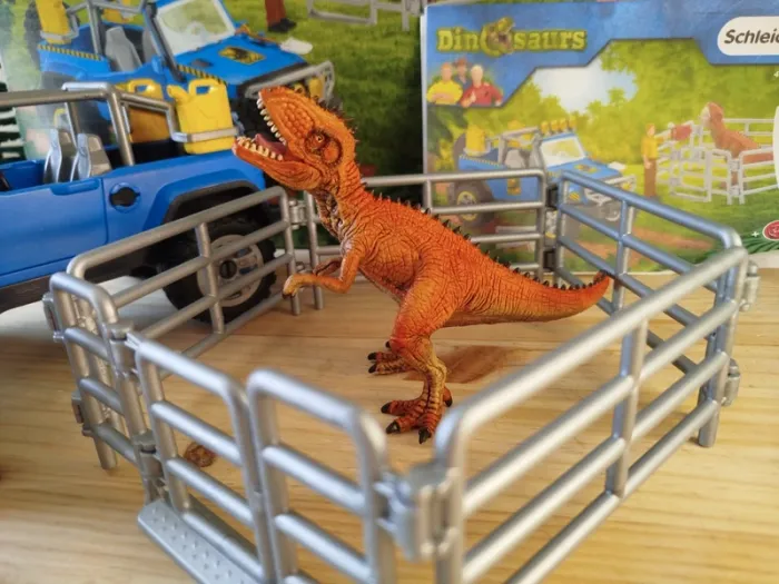 Boite Thème Dinosaure Figurine personnage et véhicule - photo numéro 3