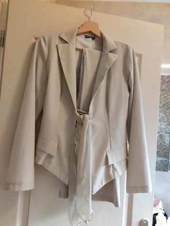 ensemble veste tailleur creme