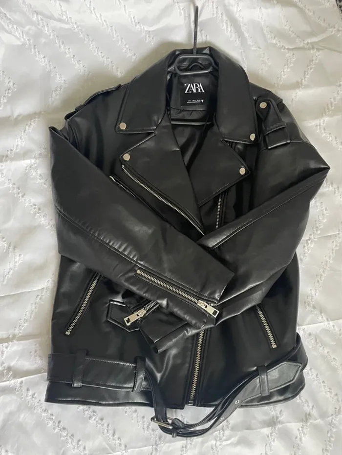 Zara Veste Perfecto en similicuir Oversize taille L 🖤 - photo numéro 9
