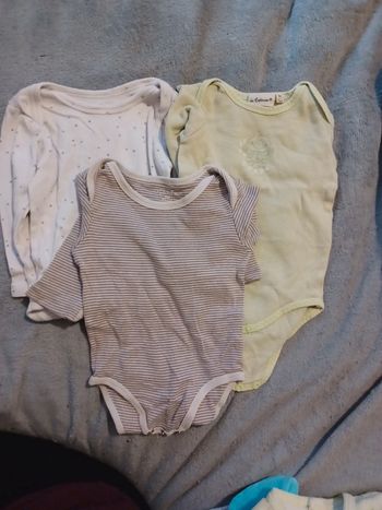 Lot body bodies 9 mois manche longue