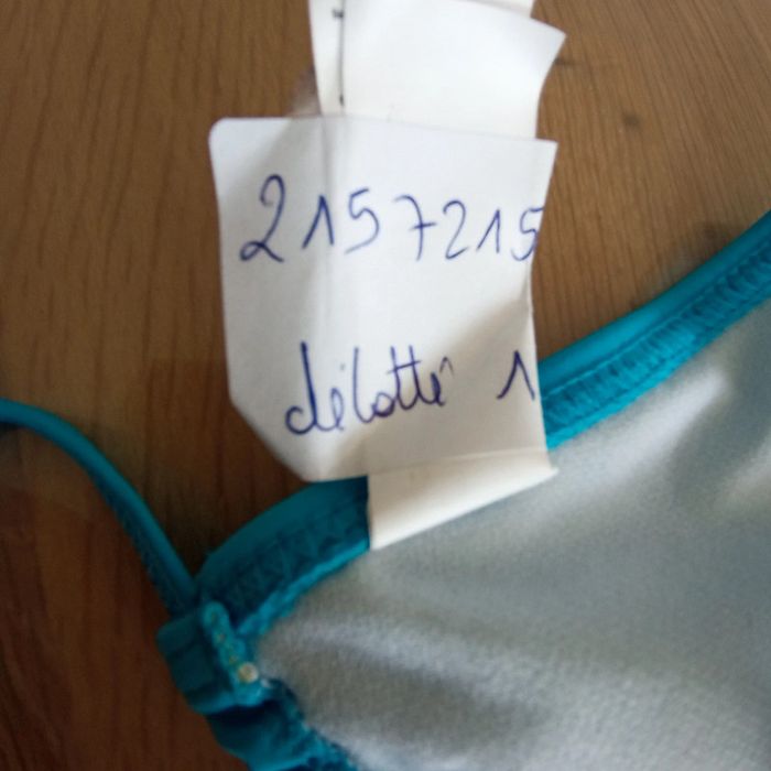Haut de maillot de bain fille 11/12 ans neuf - photo numéro 4
