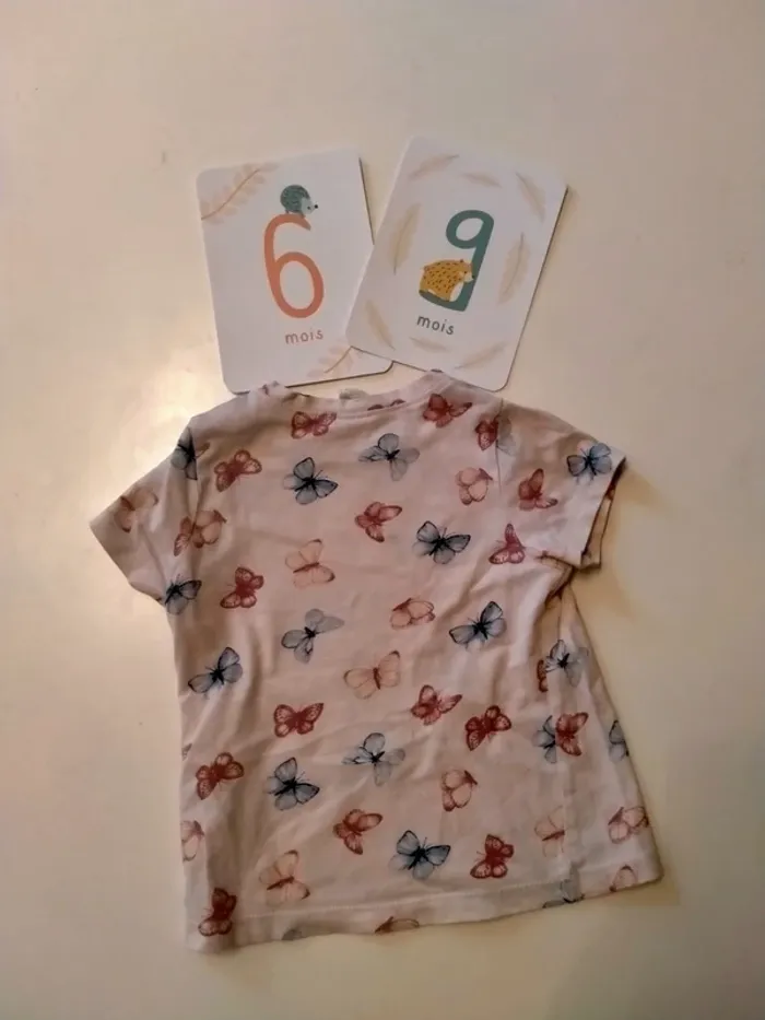 T-shirt bébé H&M Taille 6-9 mois - photo numéro 4