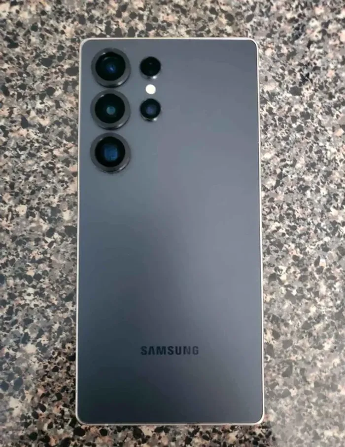 Samsung Galaxy S25 - photo numéro 2