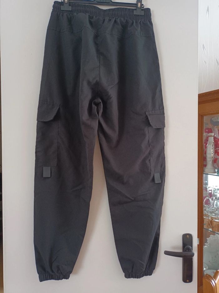 Pantalon cargo - photo numéro 2