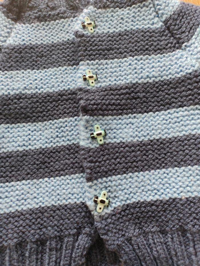 Gilet tricot laine maison - photo numéro 2