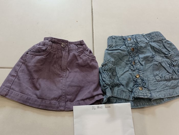 Lot vêtements fille 24 mois - photo numéro 2