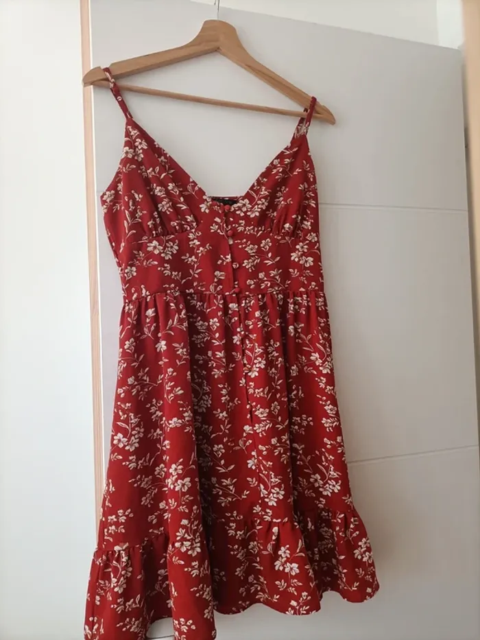 Robe légère rouge - photo numéro 5