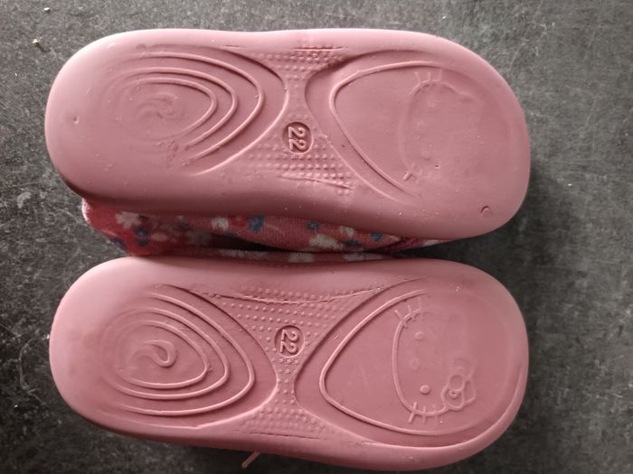 Chaussons hello Kitty 22 - photo numéro 4