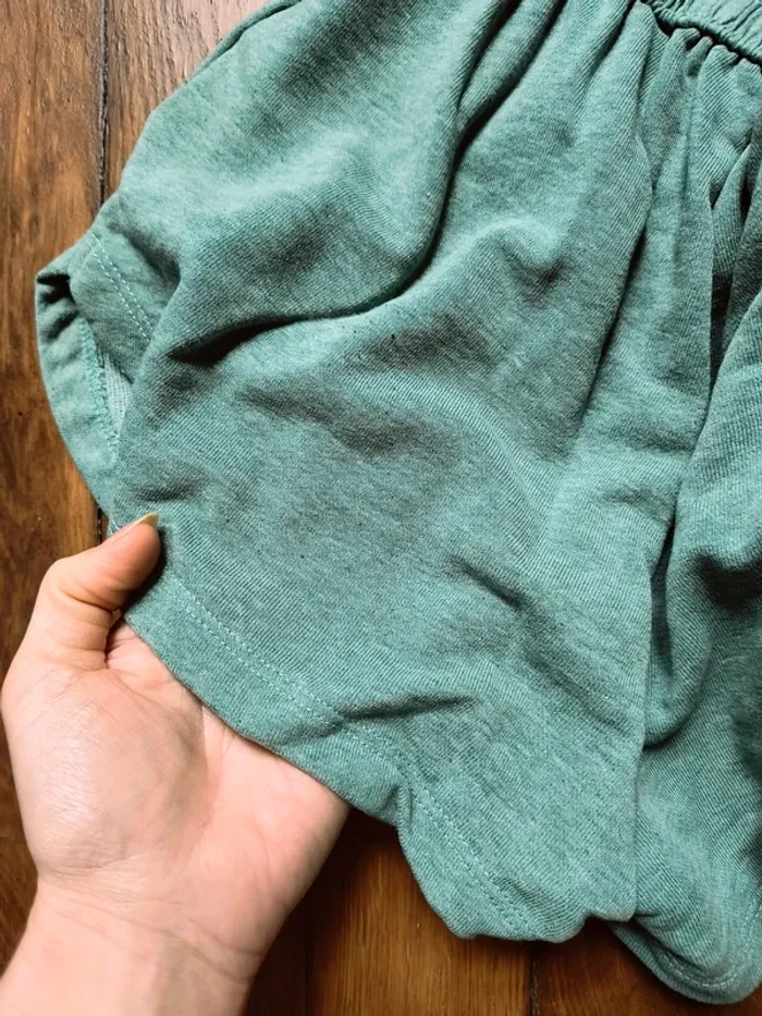 Short H&M taille XS - photo numéro 4
