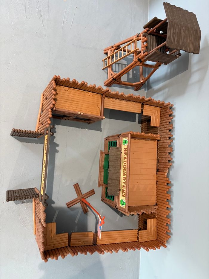 Playmobil fort Randall Western cowboy indien tour de garde quartier général drapeau US - photo numéro 6