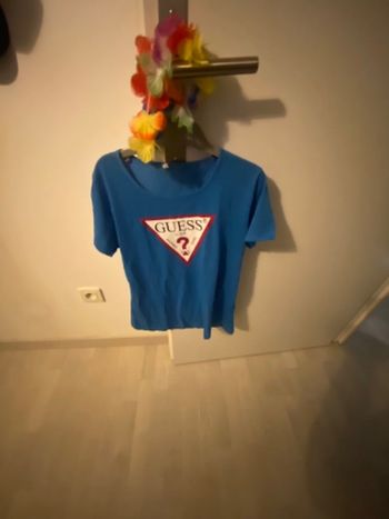 TEE shirt guess