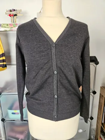 Gilet sweat gris garçon 👦 10 11 ans neuf sans étiquette 🏷