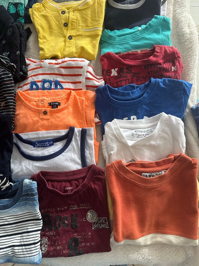 Lot de tee shirt - photo numéro 2