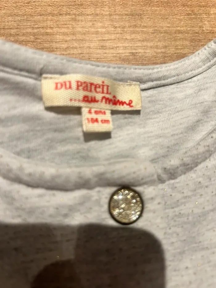 Gilet gris pailletée 4 ans - photo numéro 3