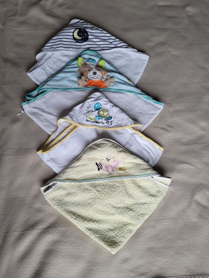 Lot de 4 serviettes cape de bain bébé