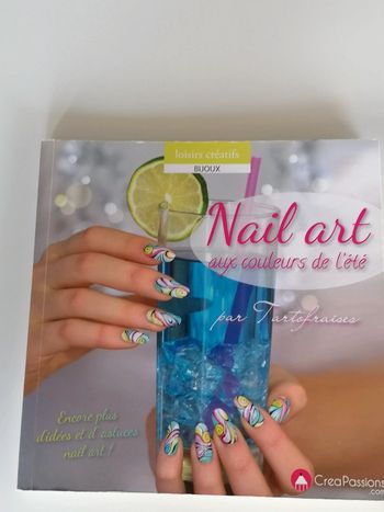 Livre nail art Tartofraises 💅🏼