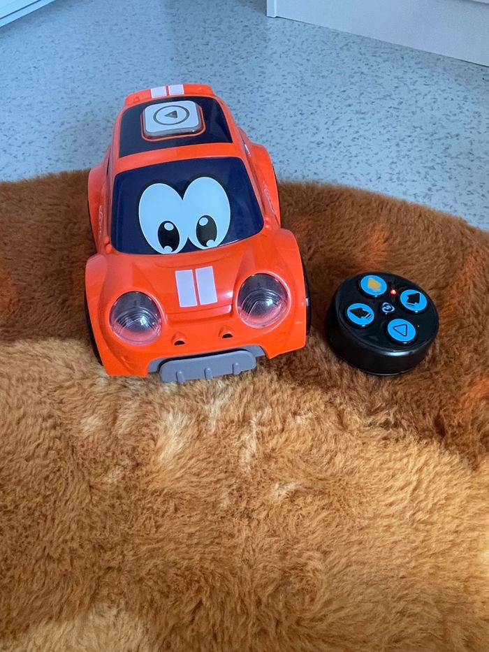 Voiture télécommandé