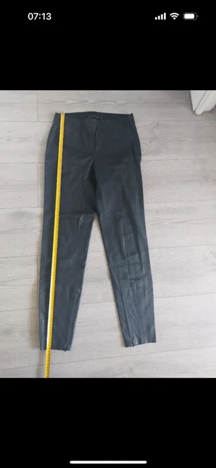 Pantalon effet cuir Zara taille S - photo numéro 8