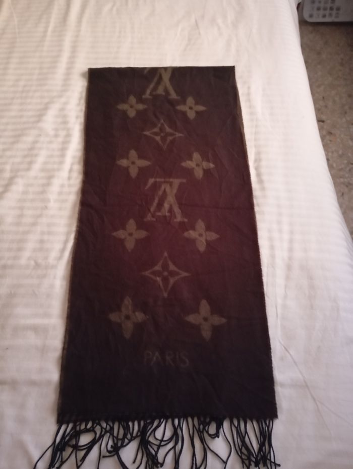 Écharpe en bon état occasion - photo numéro 2