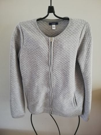 Veste zippé gris légèrement pailletés