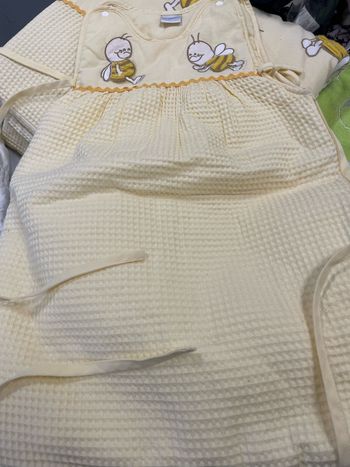 Gigoteuse et couverture carré blanc