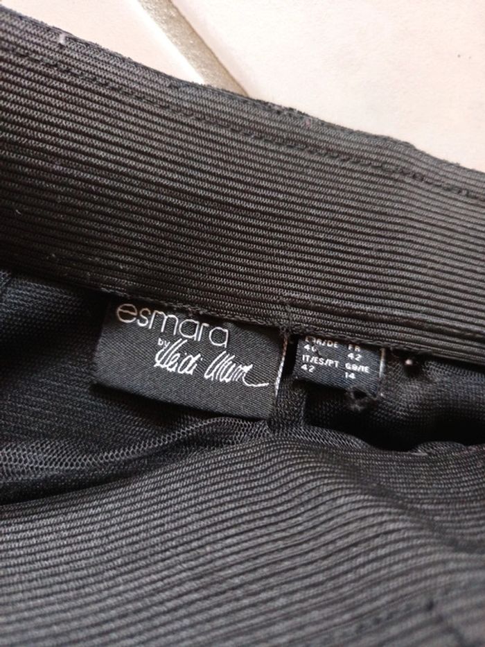 Jupe velour noire taille 42 - photo numéro 2