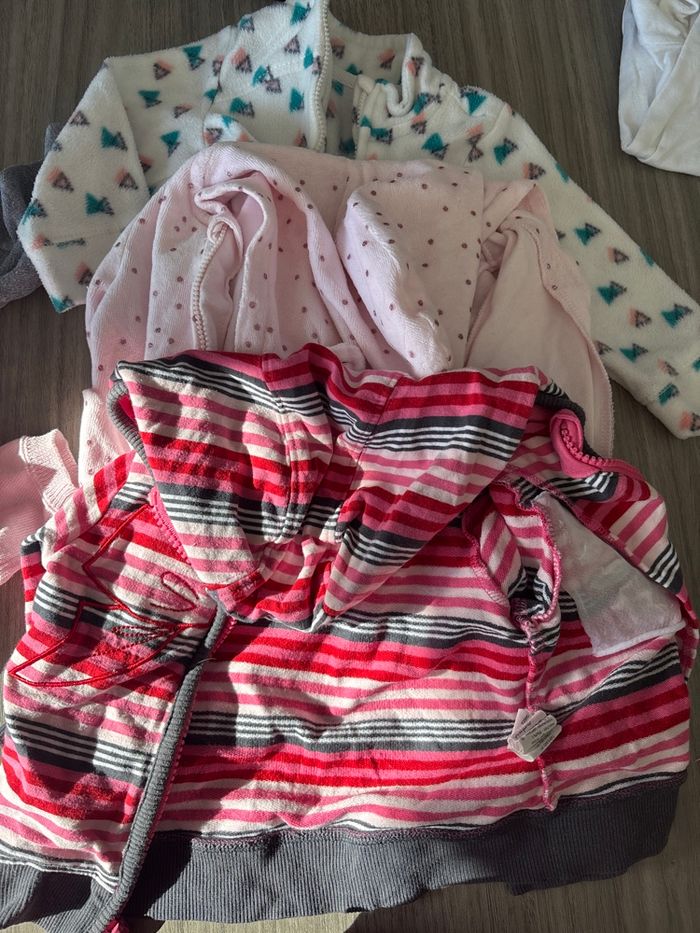 3 vestes - 6 mois