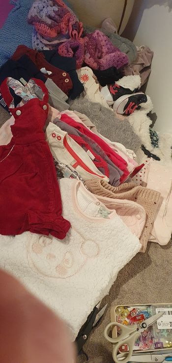 Lot vêtements filles 6 moi 31 pieces