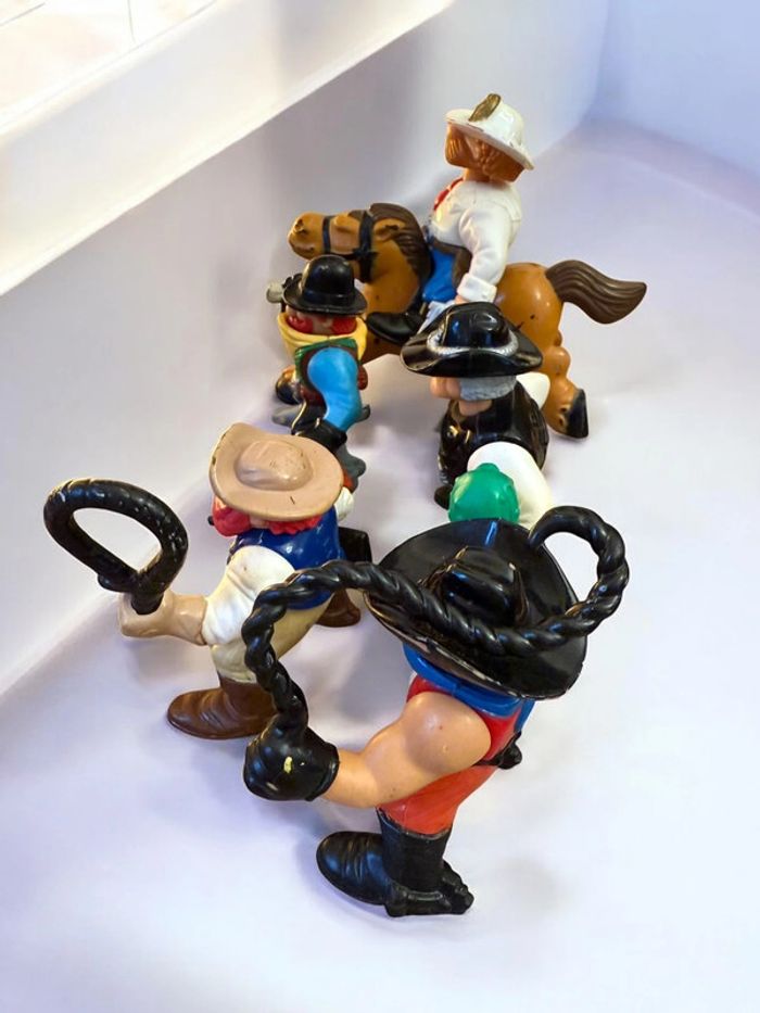 Lot De 5 Figurines Western Fisher Price avec cheval 1996-1997 #FisherPrice #Collection - photo numéro 3