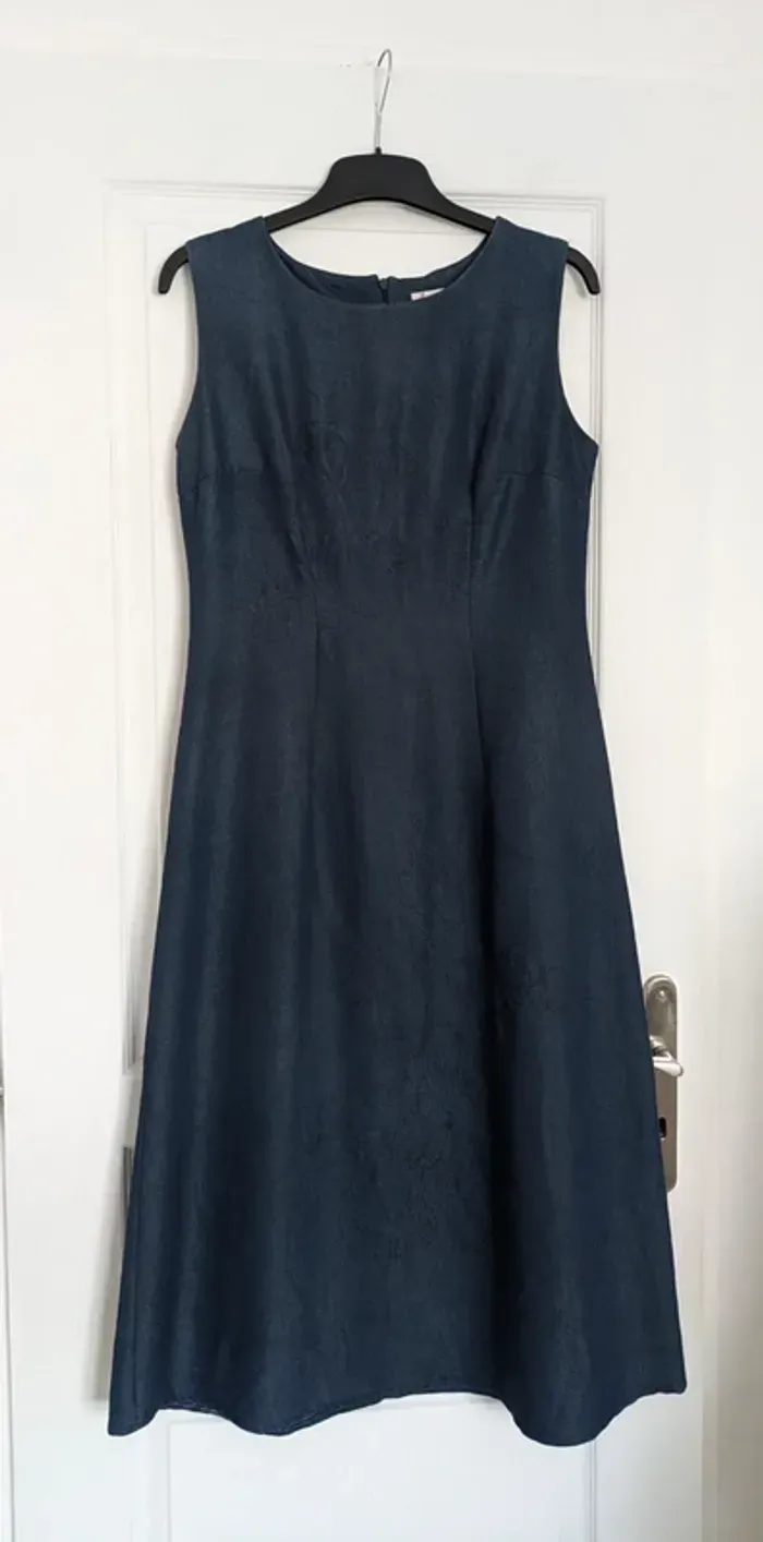 Robe longue brodé vintage - Maksim.z - taille 1 - photo numéro 1
