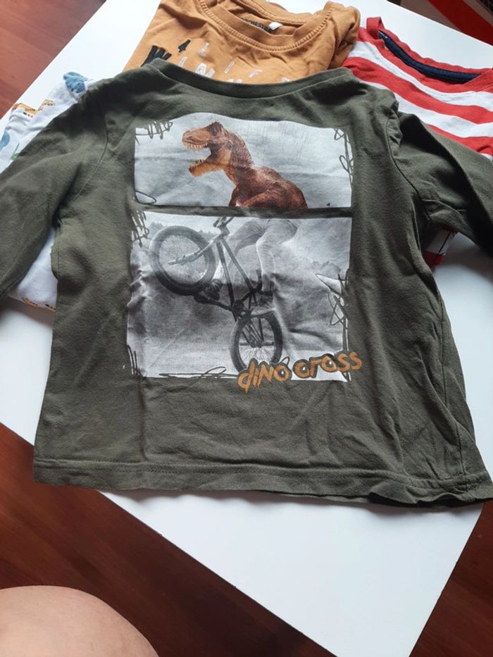 Lot de 5 t-shirts manches longues taille 3 ans - photo numéro 5